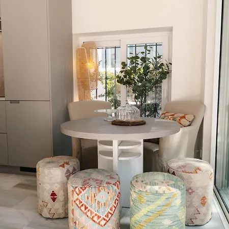Estelle - Beachside * Marbella